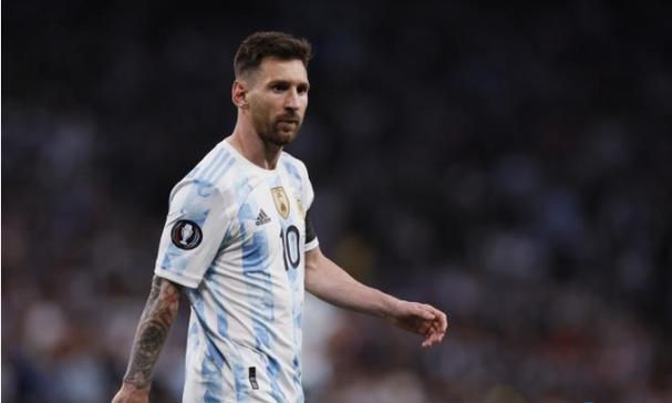 英国警方确认火车持刀袭击事件非恐袭